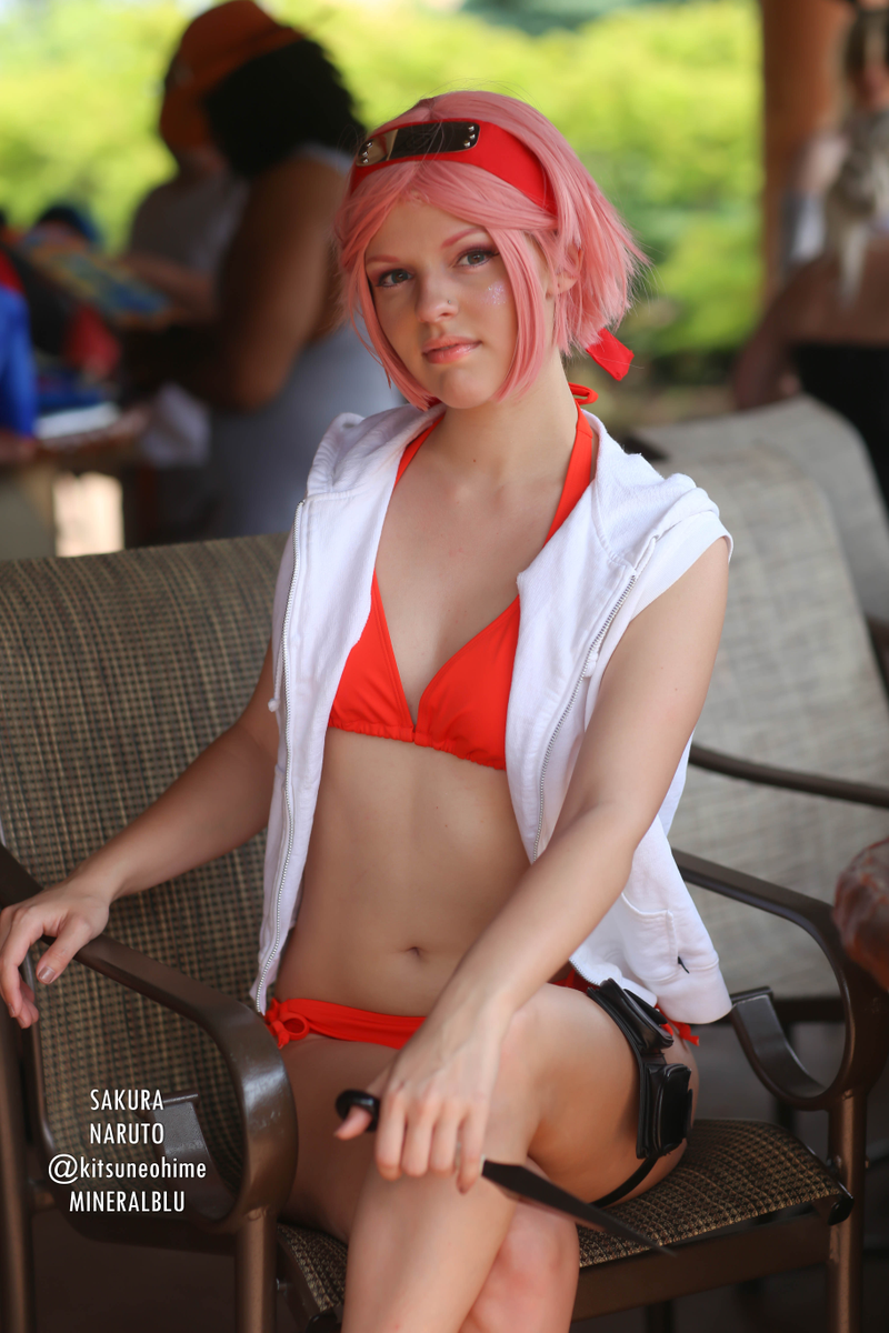 Illustration for article titled ColossalCon 2019, aka Cosplay's Great Pool Party